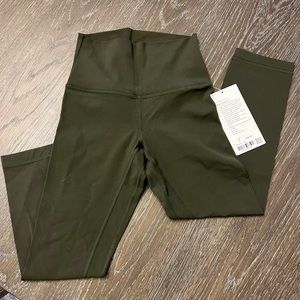 Lululemon crop leggings